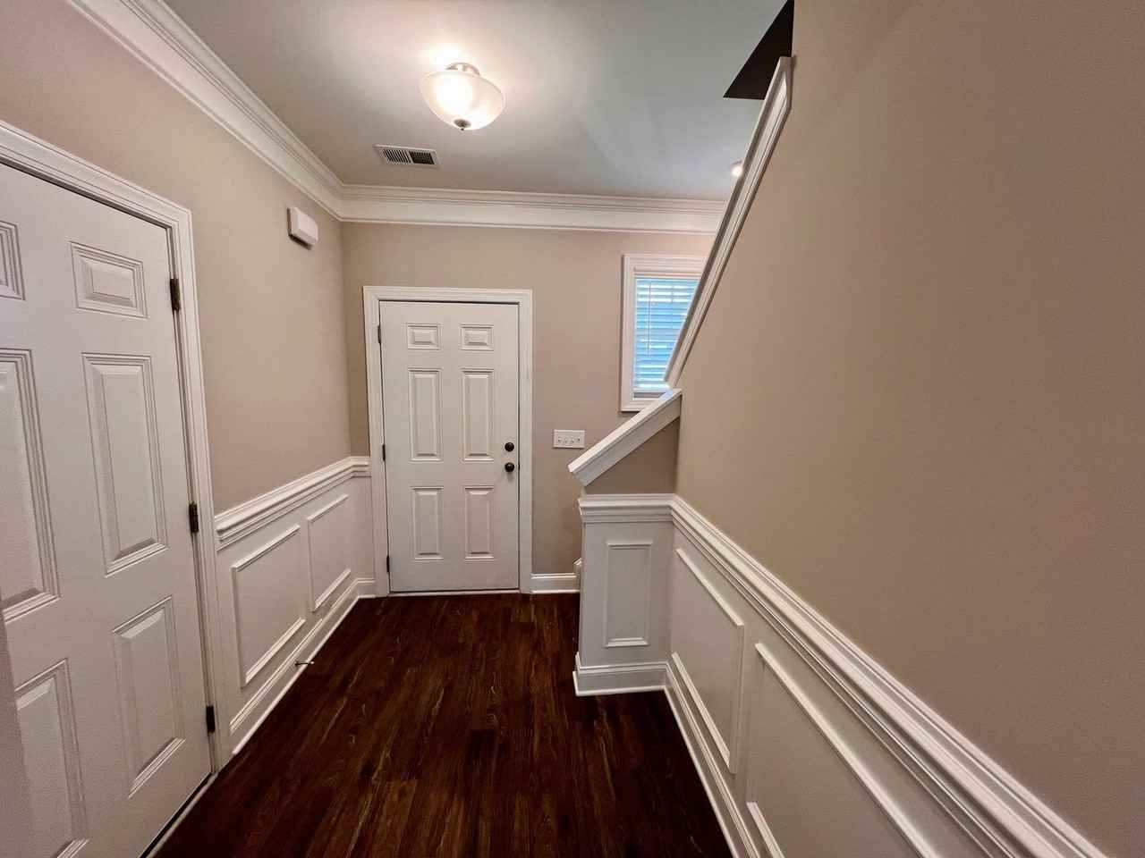 922 Taramore Ln - Photo 2 of 24