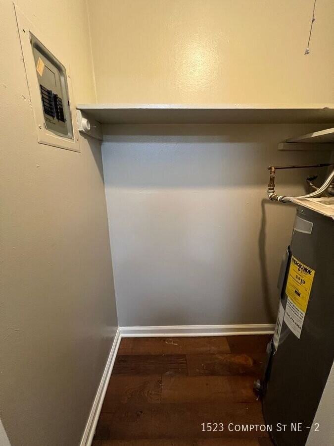 1523 Compton St Ne #2 - Photo 5 of 9