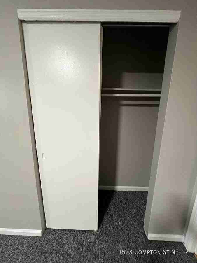 1523 Compton St Ne #2 - Photo 7 of 9