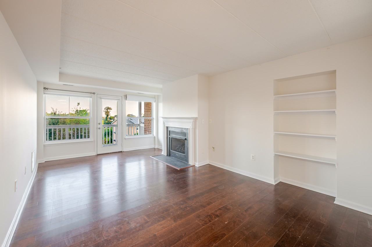 2605 Douglass Rd Se #302 - Photo 3 of 38