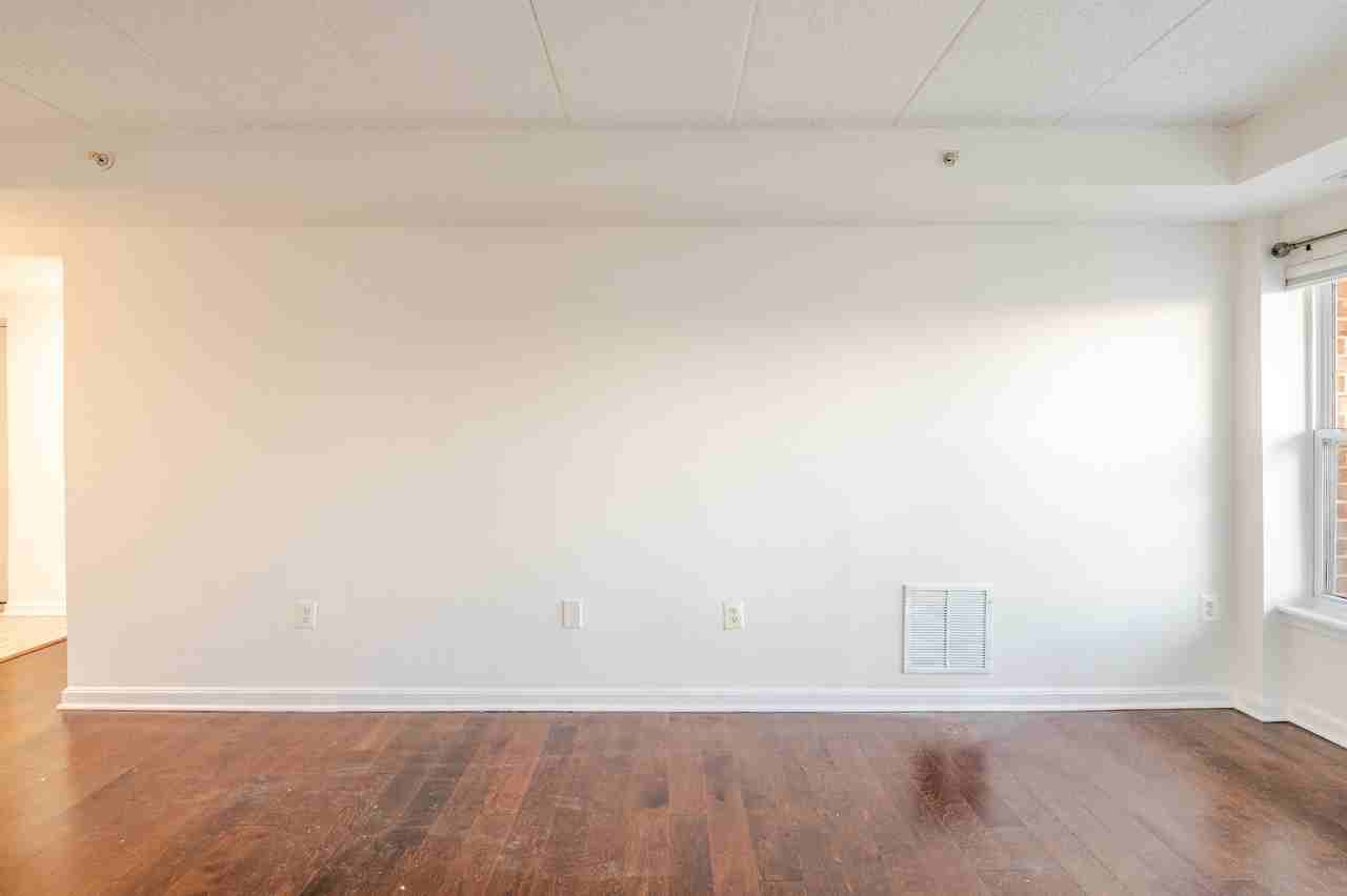 2605 Douglass Rd Se #302 - Photo 5 of 38