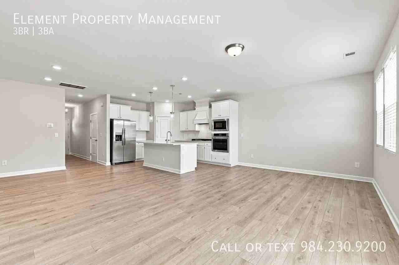 3910 Well Fleet Dr #1 - Photo 6 of 31