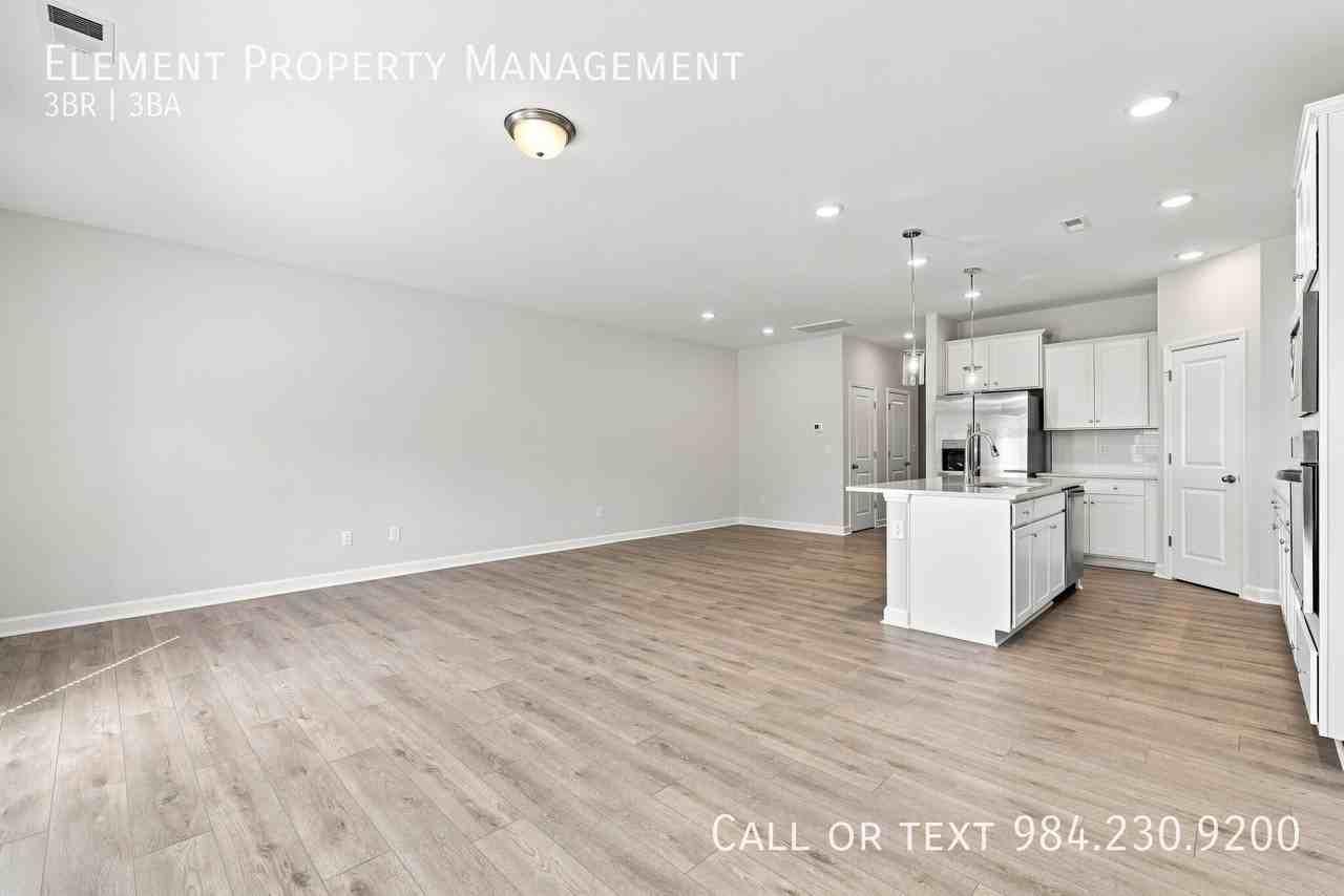 3910 Well Fleet Dr #1 - Photo 7 of 31