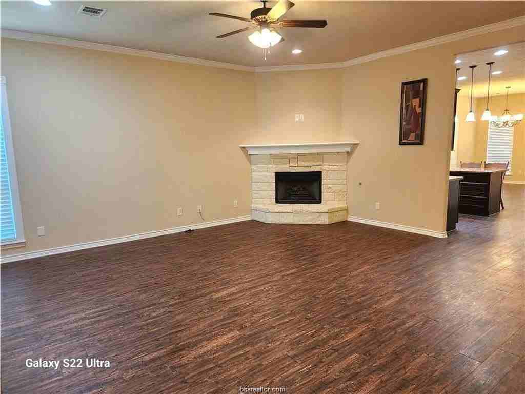 912 Dove Run Trl - Photo 2 of 16