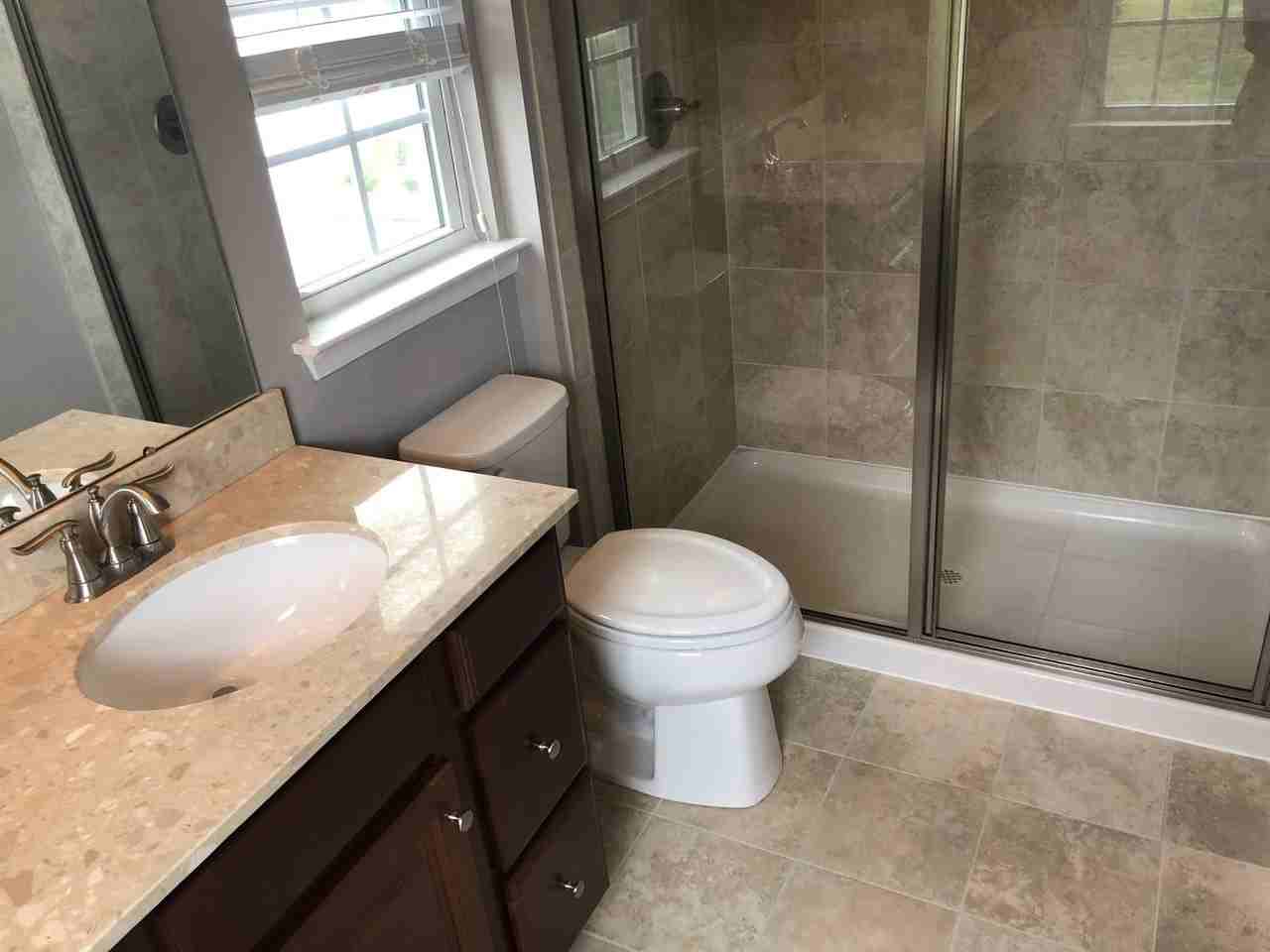 7890 Erinvale Ln - Photo 4 of 44
