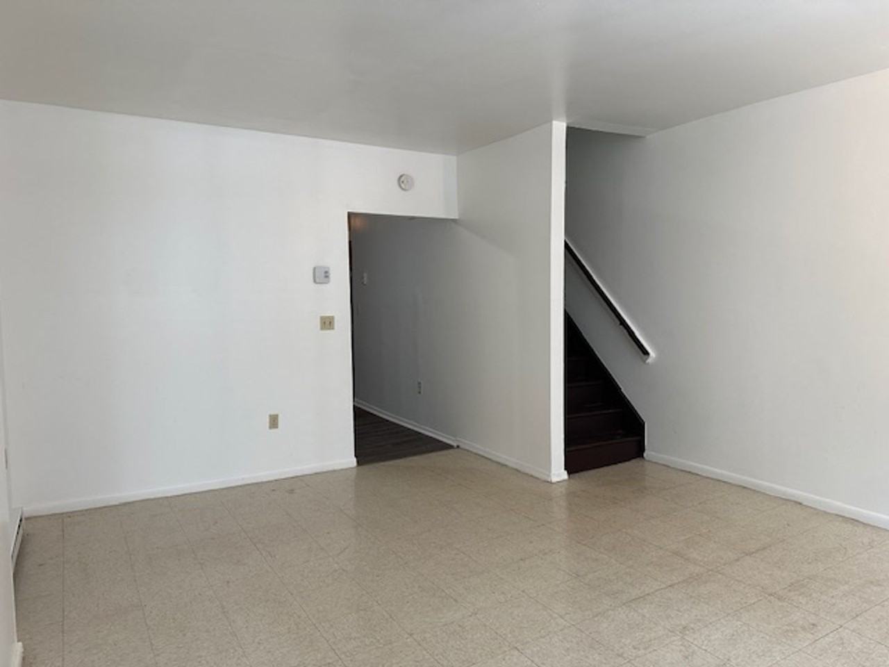 2130 Penn St - Photo 2 of 17