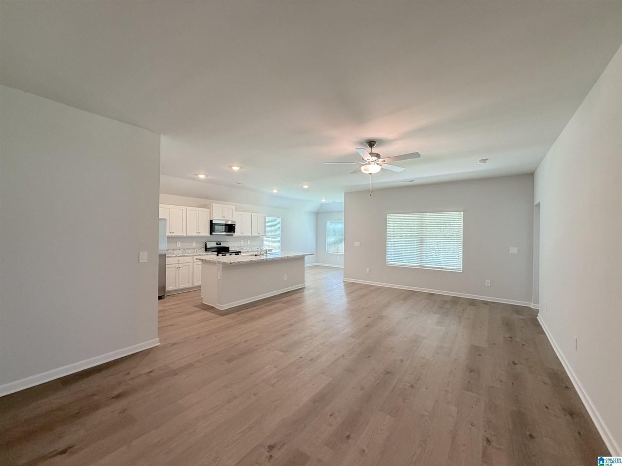 302 SPANISH MOSS COURT - Photo 6 of 27