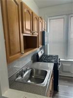 featured image of 731 Sheffield Ave #2