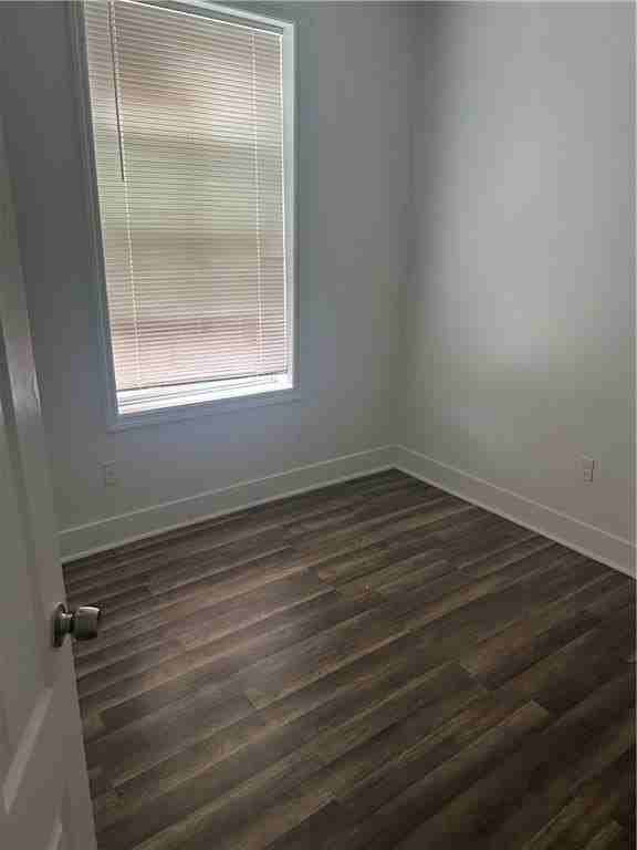 731 Sheffield Ave #2 - Photo 2 of 5