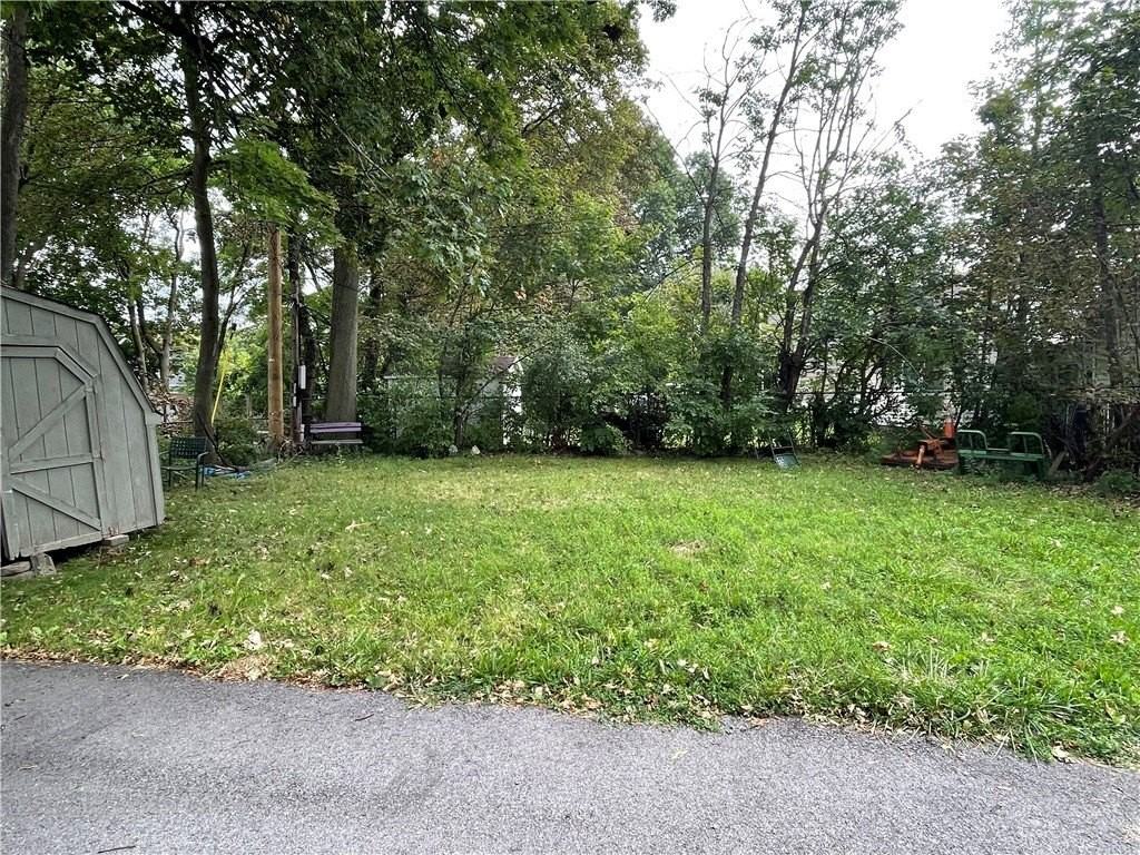 1680 Mount Hope Ave - Photo 3 of 22