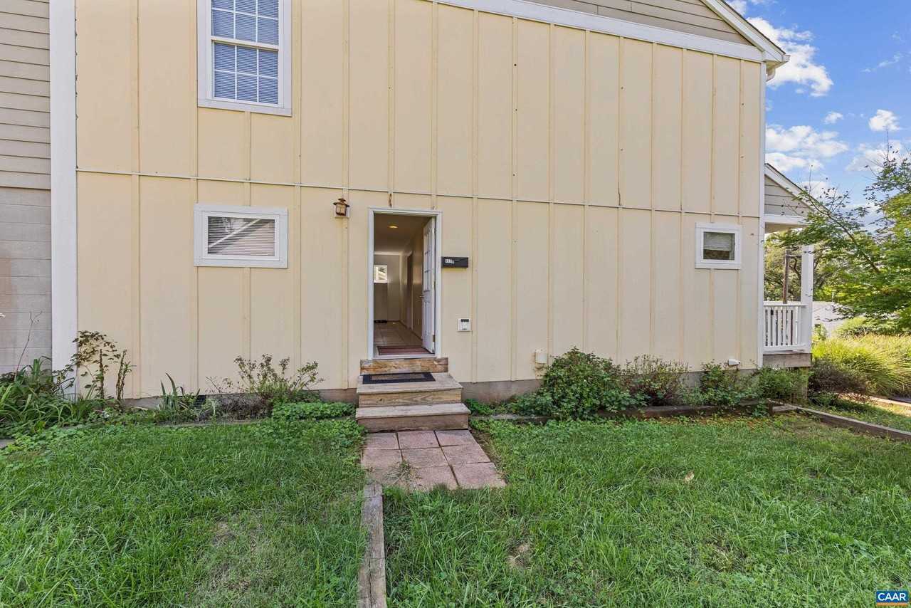 111 Montpelier St #B - Photo 4 of 27