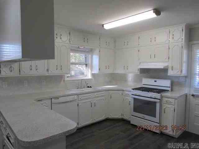 1460 Scott St - Photo 6 of 14