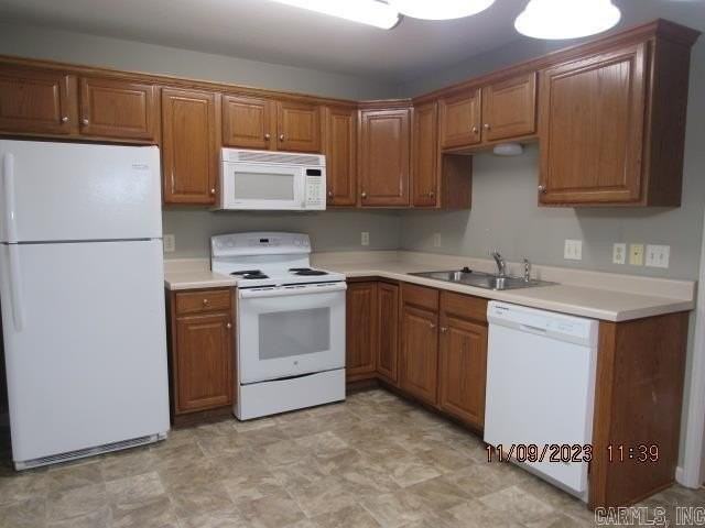 1155 Mimosa Dr - Photo 3 of 15