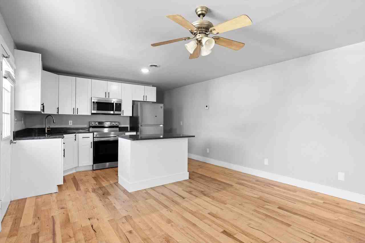 200 S Aster Ave #2 - Photo 4 of 14
