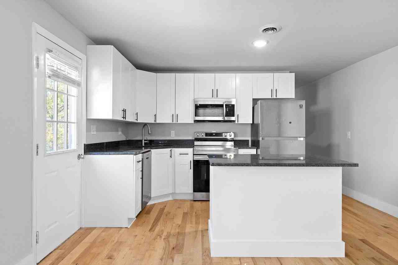 200 S Aster Ave #2 - Photo 5 of 14