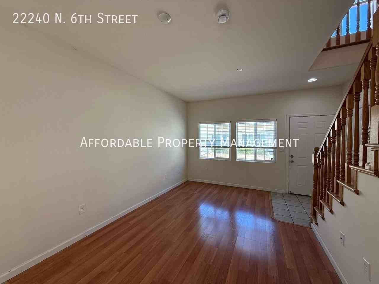 22240 N 6th St - Photo 4 of 20