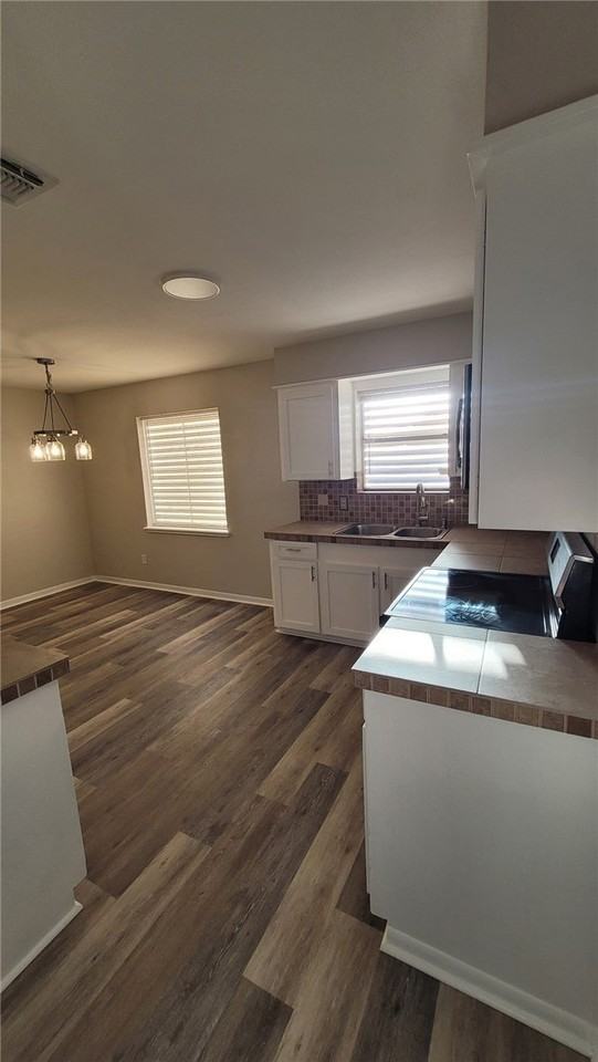 3625 Rushing Blvd - Photo 3 of 10