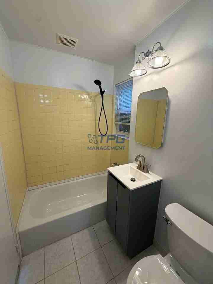 239 Spring St #A5 - Photo 4 of 6