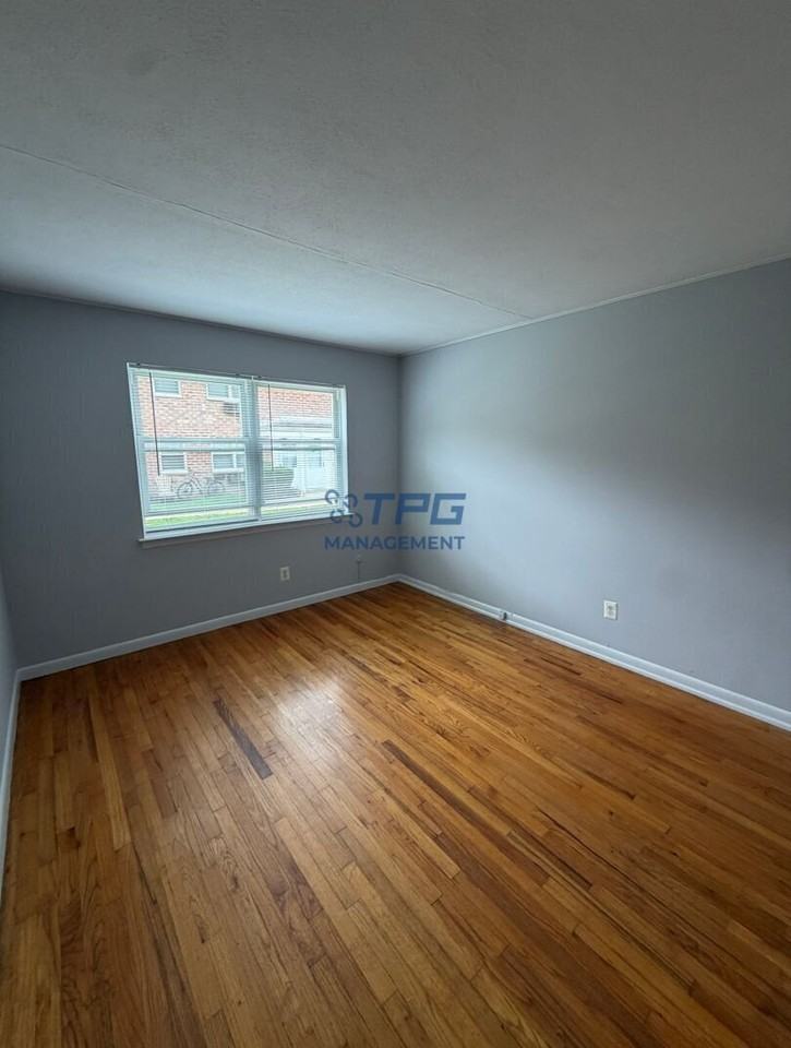 239 Spring St #B7 - Photo 6 of 6