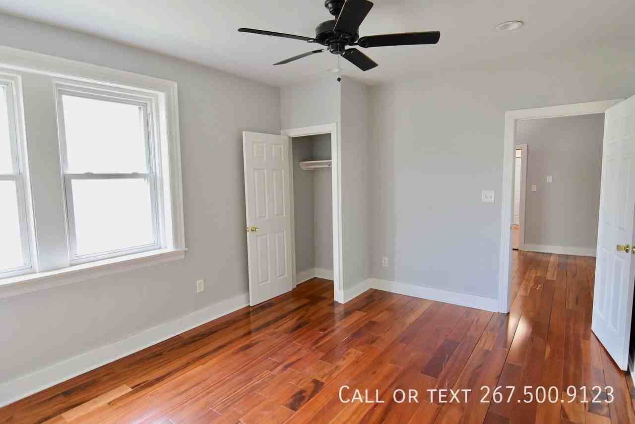 4900 Pine St #4 - Photo 2 of 12