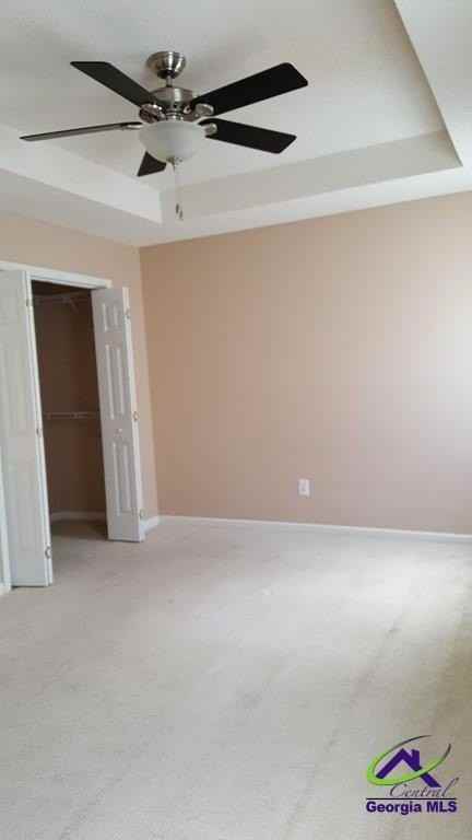 123 Chadwyck Ln - Photo 7 of 13