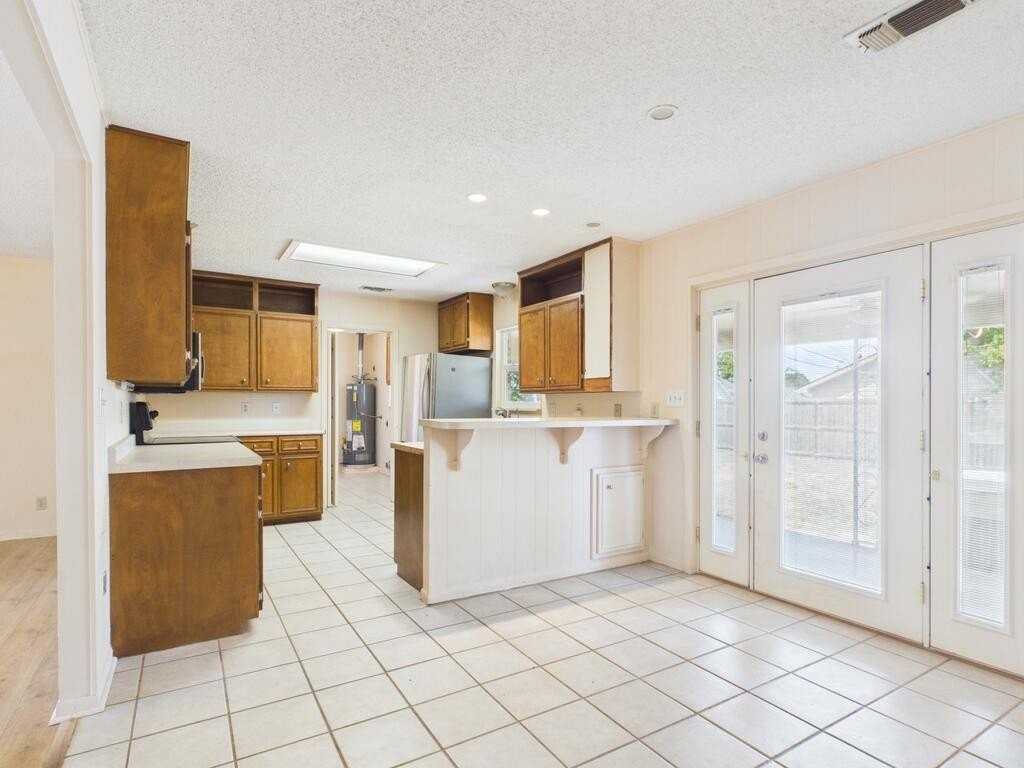 607 S Columbus St - Photo 5 of 15