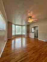 176 S Chestnut St #1 - Photo 1 of 1