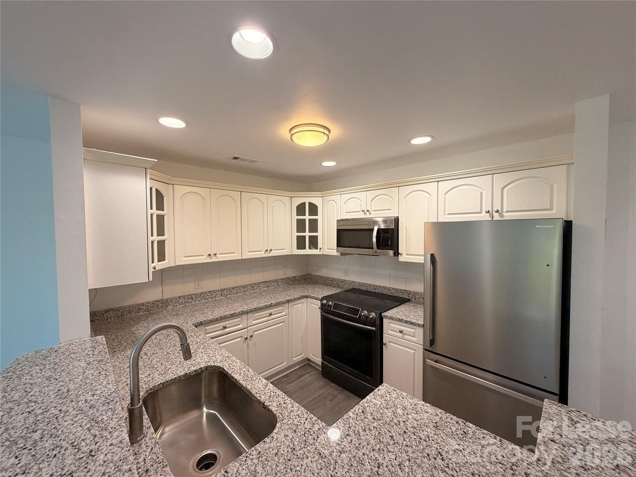 9039 J M Keynes Dr #21 - Photo 4 of 18