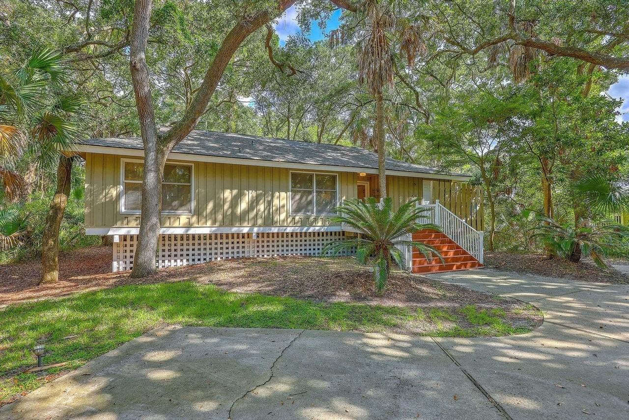 52 Eugenia Ave - Photo 3 of 32