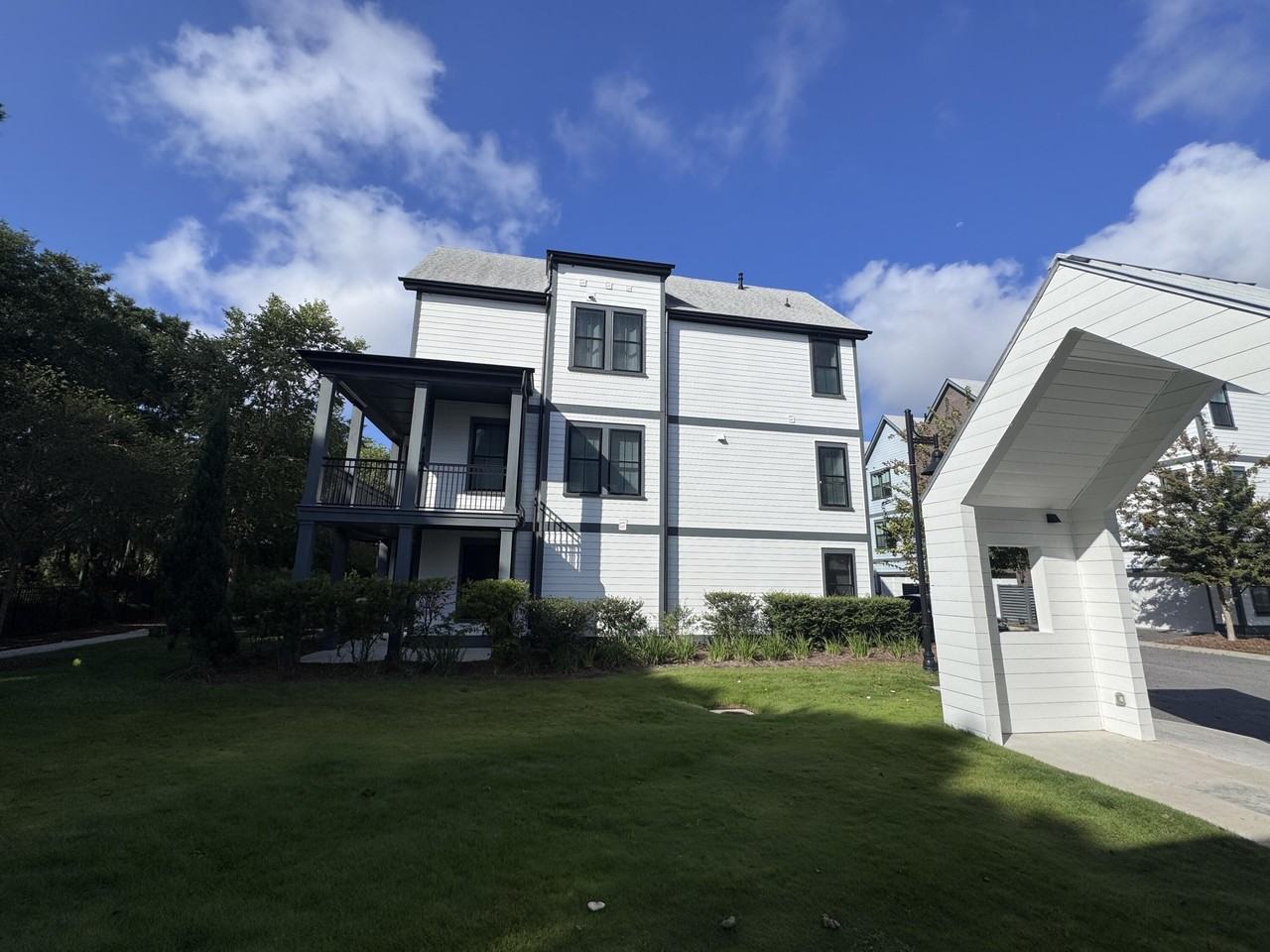1627 Florentia St - Photo 6 of 50