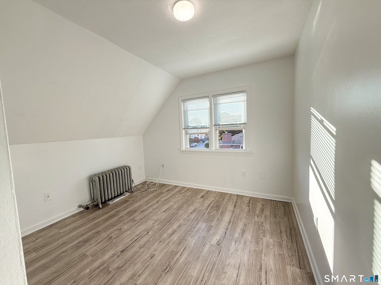 179 Montauk Ave #7 - Photo 4 of 10
