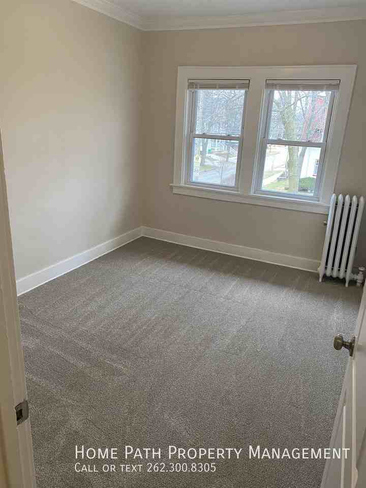832 N 70th St #832 - Photo 7 of 11