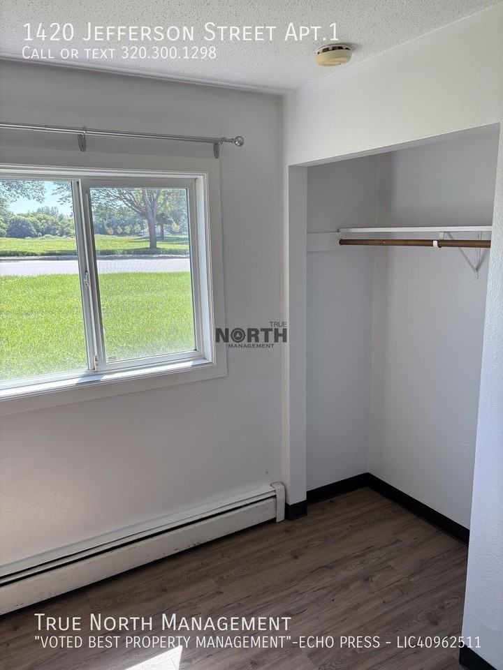 1420 Jefferson St Apt 1 - Photo 5 of 11