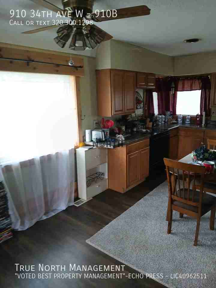 910 34th Ave W #910B - Photo 6 of 13