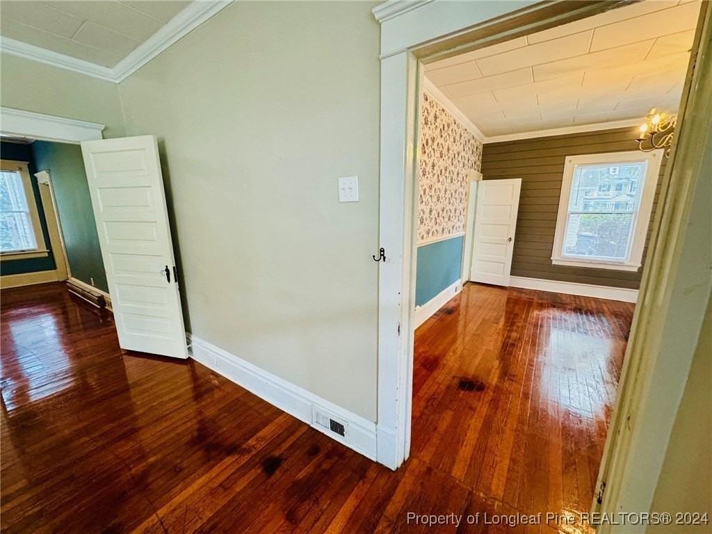 806 Caldwell St - Photo 4 of 27