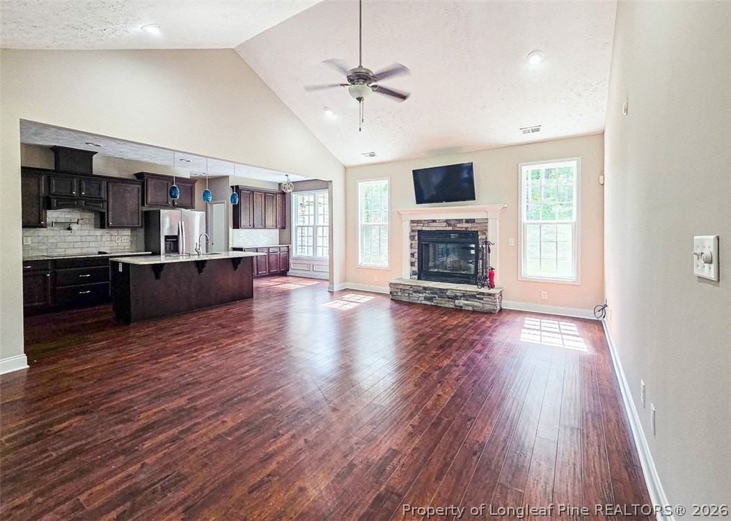 1015 Hobson Rd - Photo 7 of 29