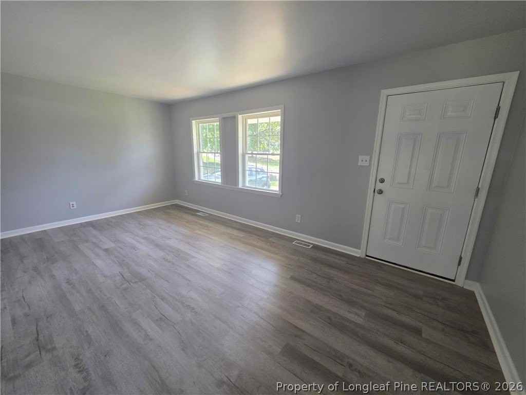 7604 Hamburg Dr - Photo 2 of 14