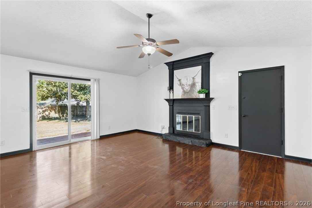 7016 Trevor Ln - Photo 3 of 17