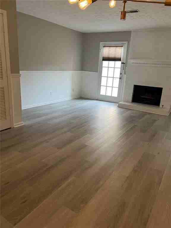591 Wedgewood Dr #591 - Photo 2 of 11