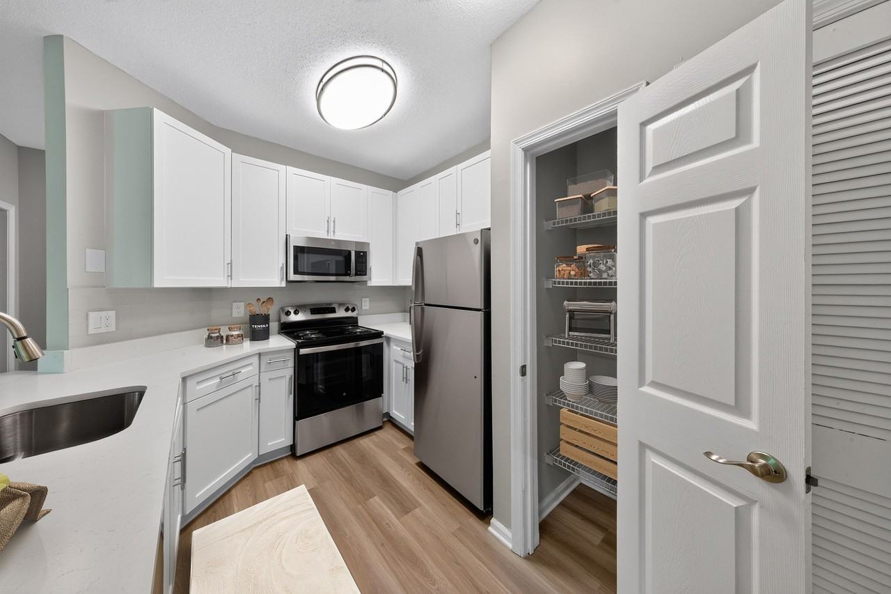 Eagle Rock Apartments at Belcamp - Photo 2 of 20