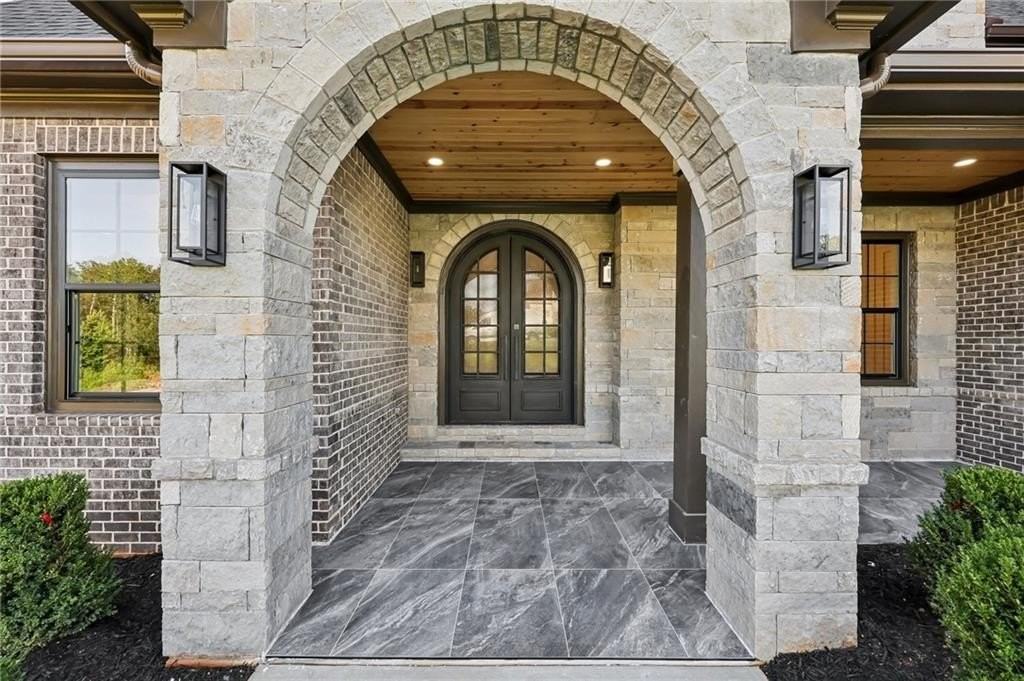 6222 Bridgewood Dr - Photo 3 of 50