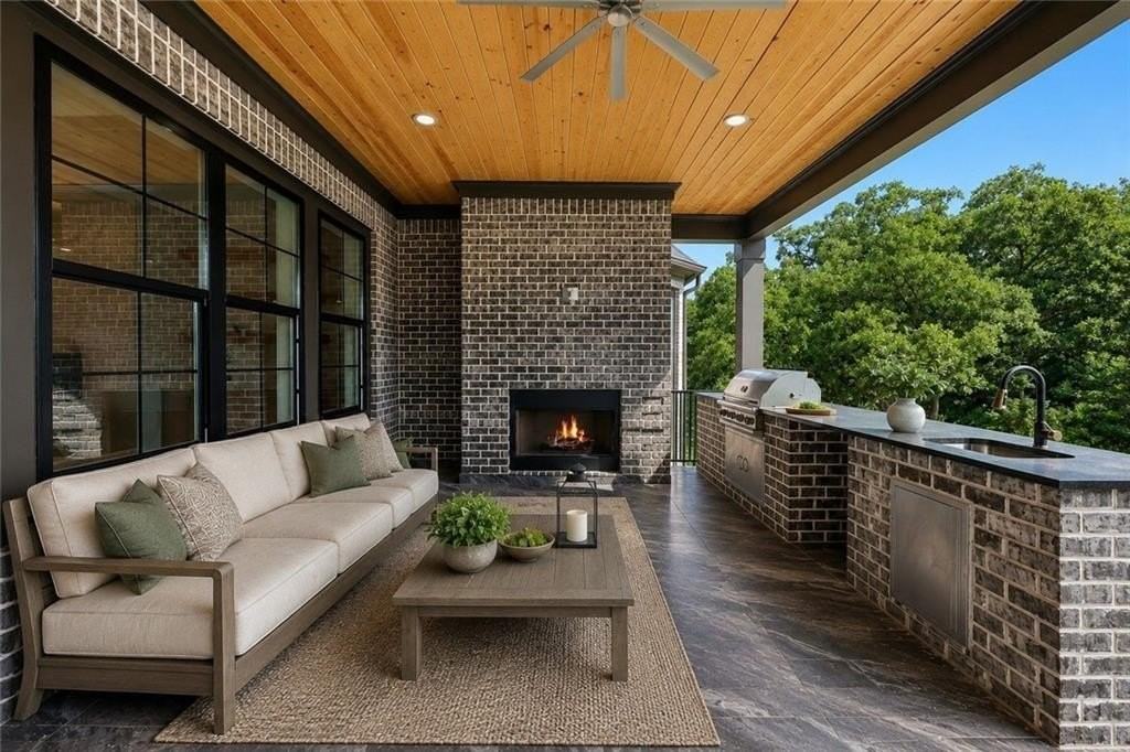 6222 Bridgewood Dr - Photo 7 of 50