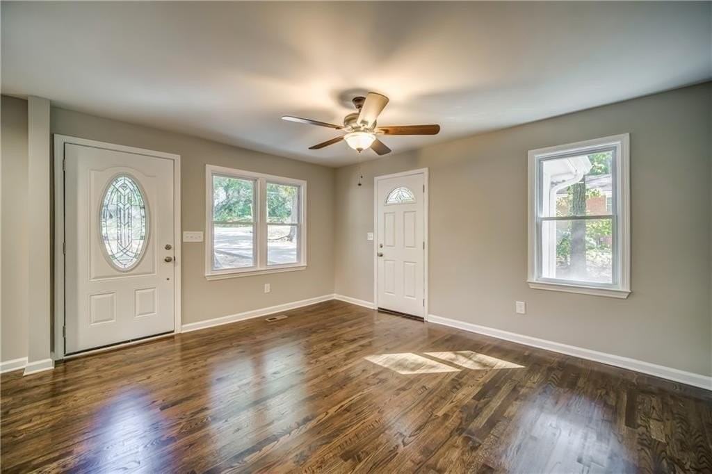 6429 Gordon St - Photo 2 of 34