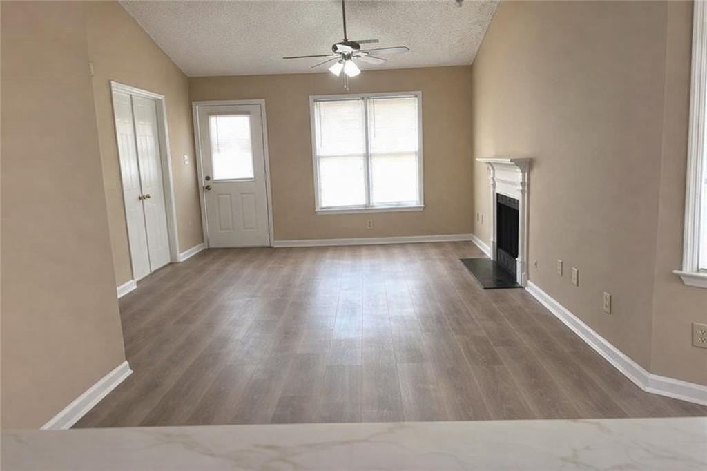 7941 Creekstone Way - Photo 7 of 20