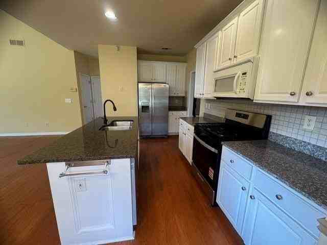 11385 Findley Chase Ct - Photo 7 of 23