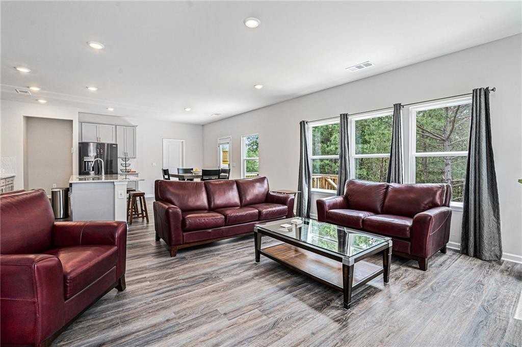 279 Persian Ivy Way - Photo 4 of 26