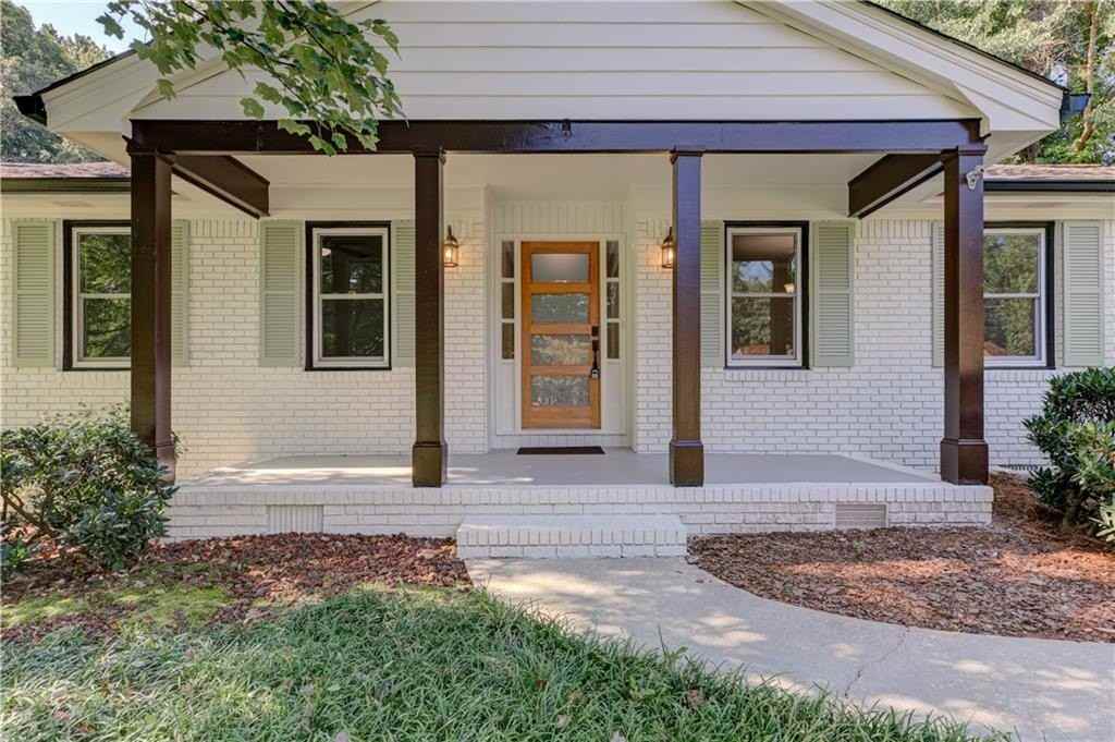 1837 Chancery Ln - Photo 6 of 50