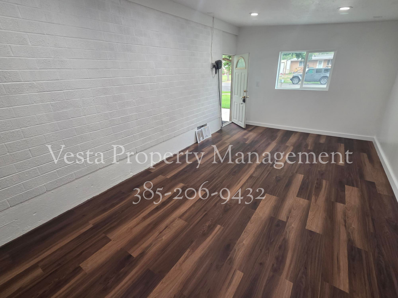 1019 Jefferson Ave #1 - Photo 3 of 14