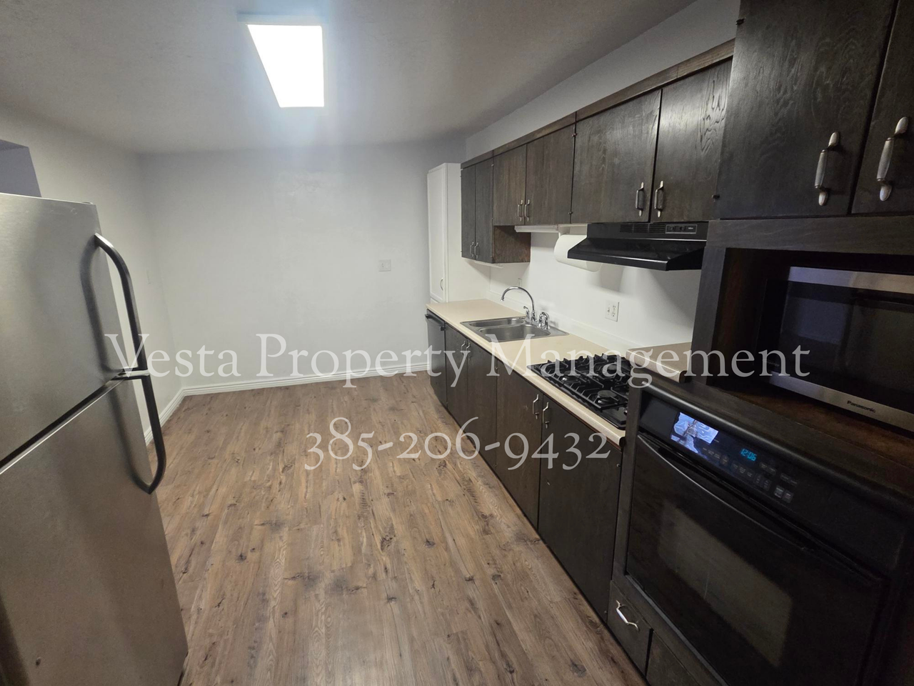 1019 Jefferson Ave #1 - Photo 7 of 14