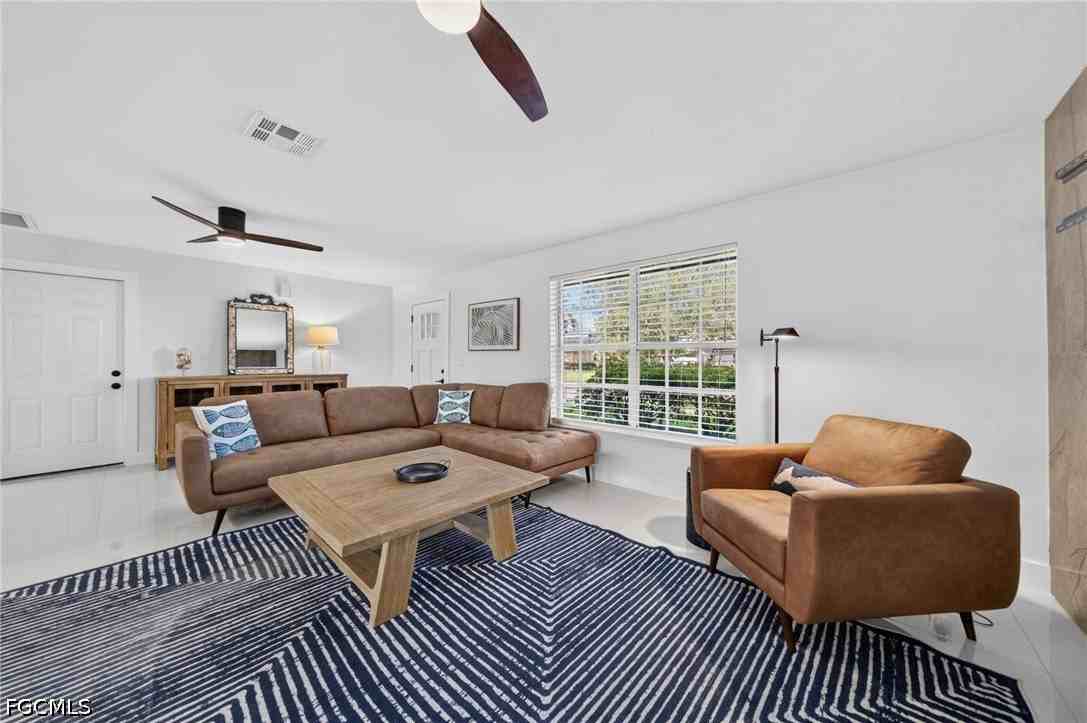 27228 Gasparilla Dr - Photo 7 of 49